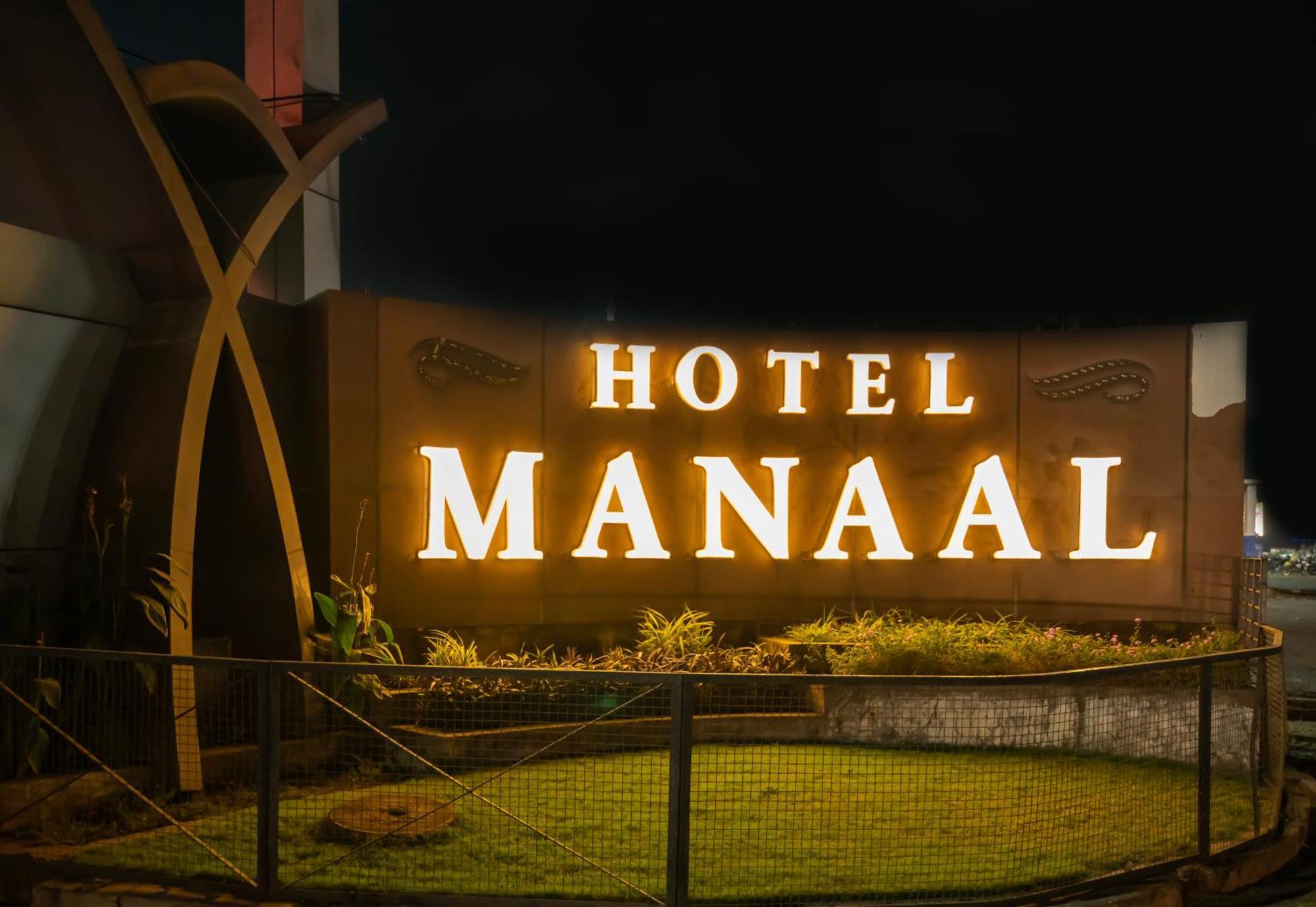 Hotel Manaal Akolia Exterior photo